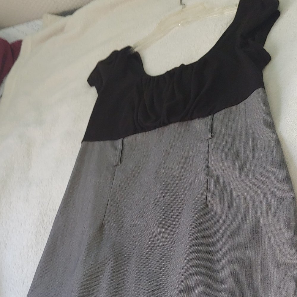Black & grey color-block shift dress, size 9/10
